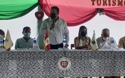 Entrega de títulos técnicos profesionales